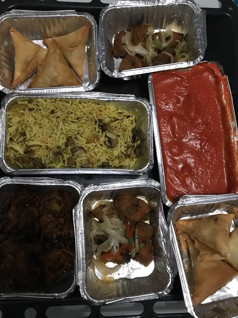 Ava Jones_Bengal curry pot Shaw_Shaw_recensione