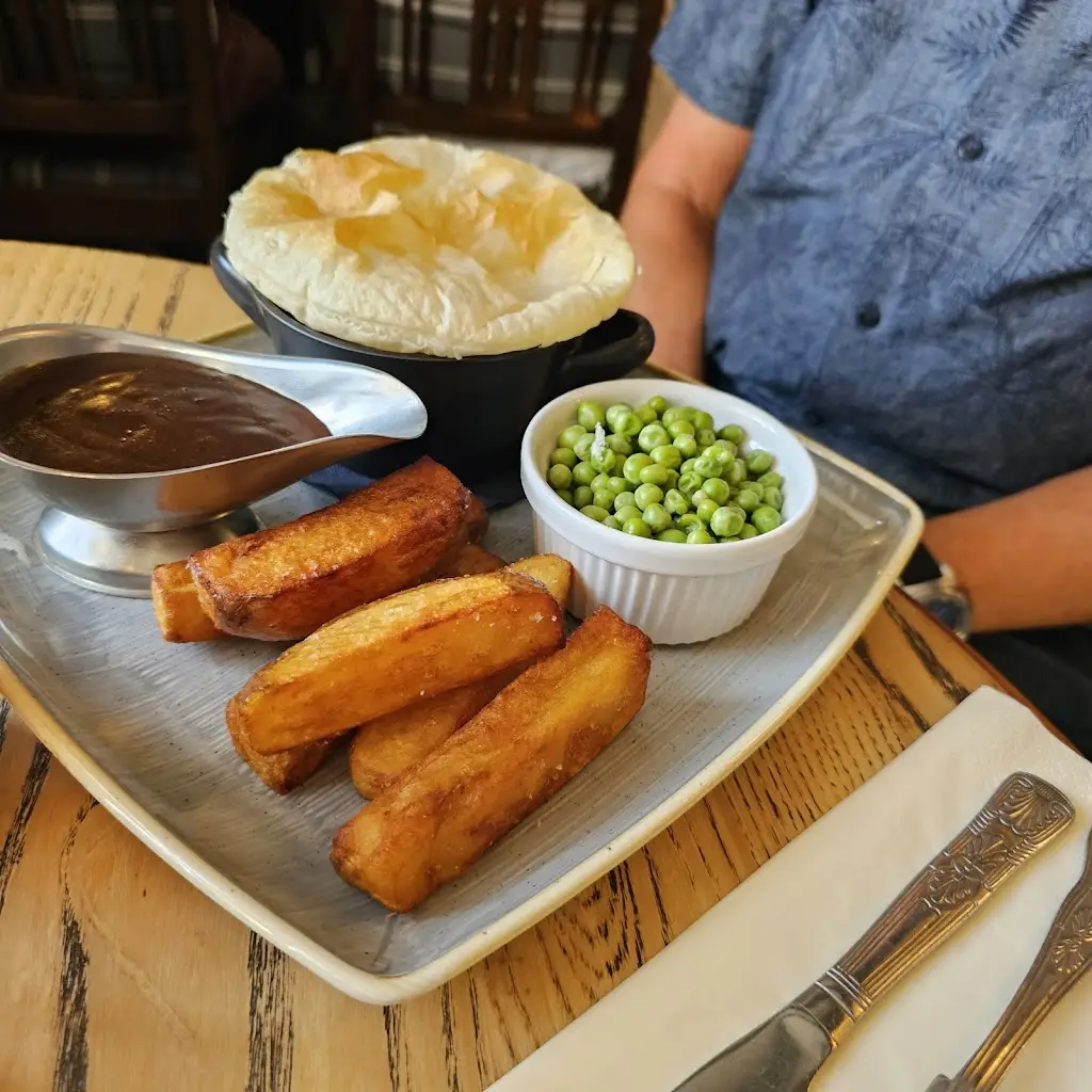 Menu_Black Ladd Public House_Shaw_image_8