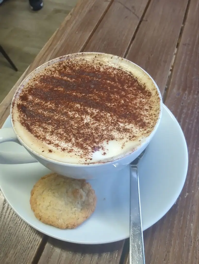 Dion Mills_Dunwood Park Cafe_Shaw_review