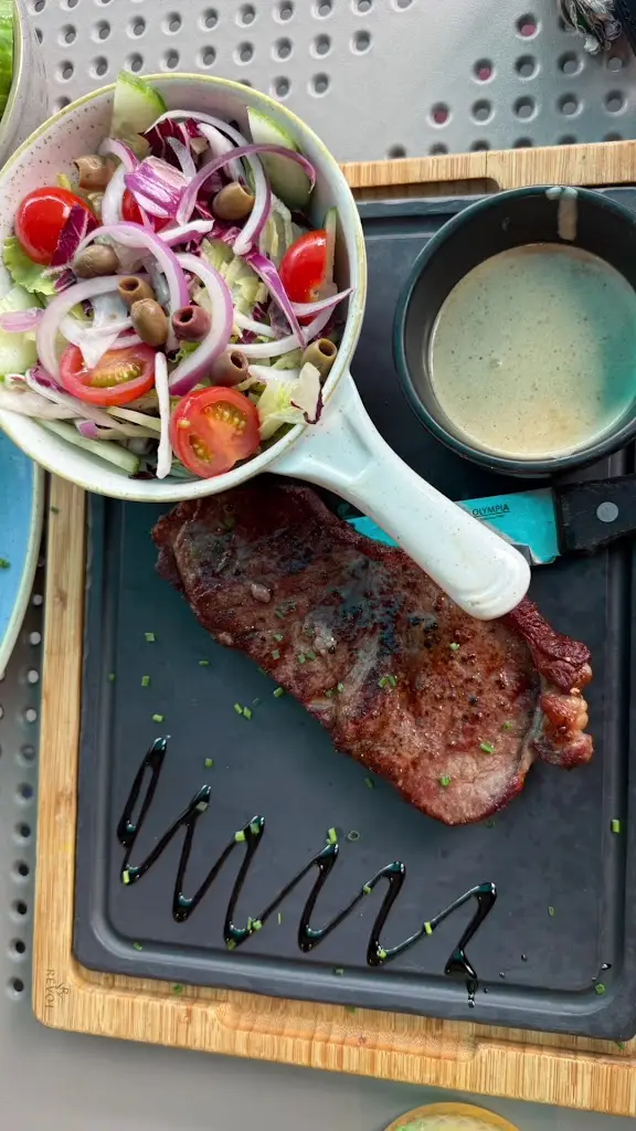 TJ Mukasi_Tamburino Gold_Sherborne_review