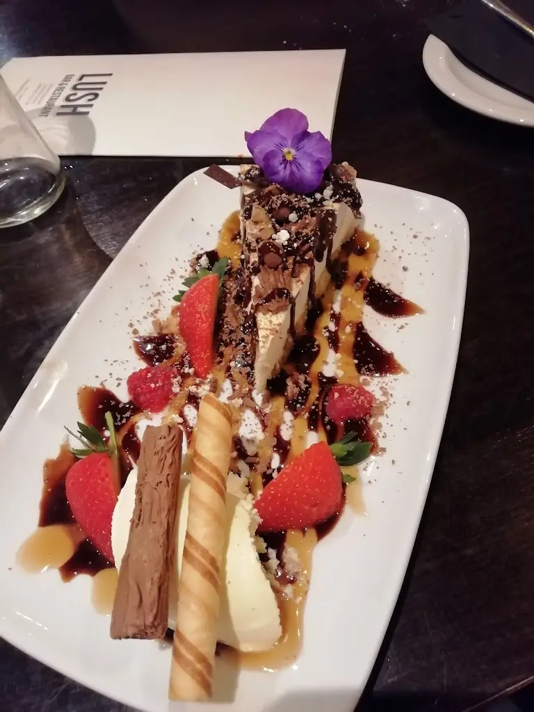 Em Lu_Lush Bar & Restaurant_Barnstaple_review