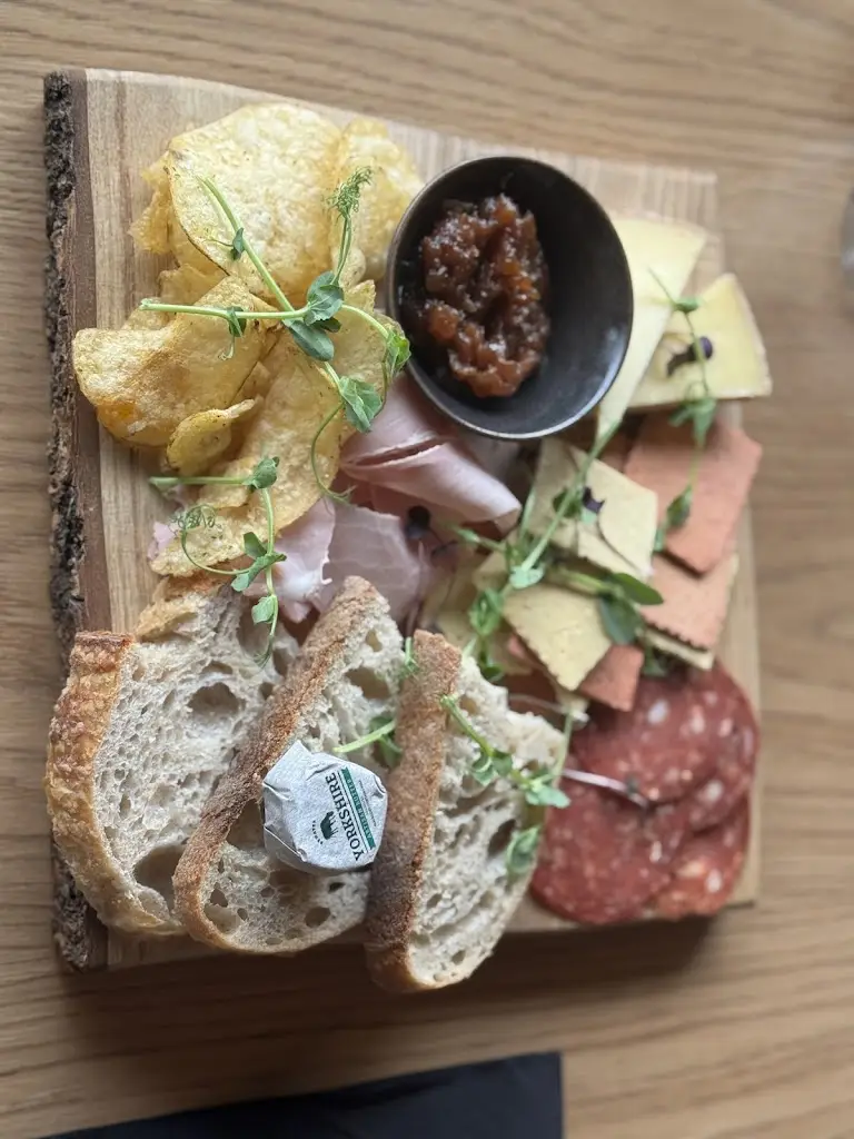 Sophie Leech_Malt Bar & Deli_Sherburn_recensione