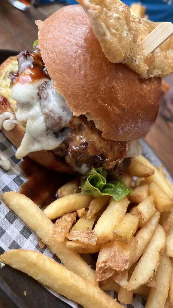 Kim Piercy_Mo's Kitchen_Sherburn_review