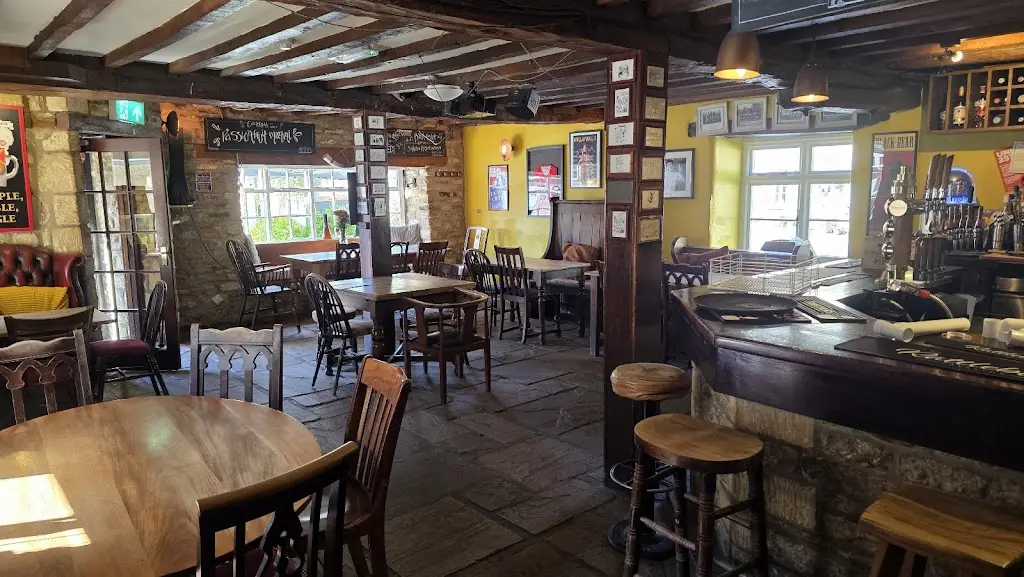 The Rattlebone_Sherston_slider_image_2