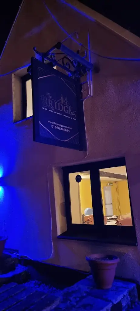 E Chivers_The Bridge_Sherston_review