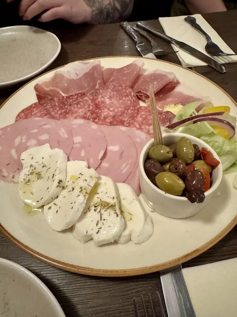 Claire Cronin_Giovanni's_Barnstaple_review