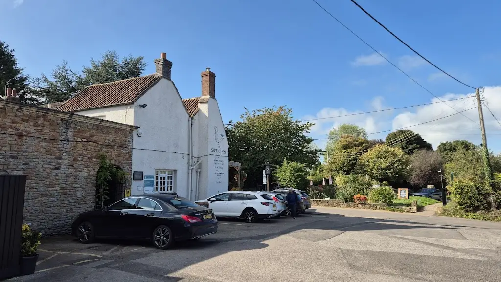 cora sild_The Swan Inn, Rowberrow_Shipham_avis
