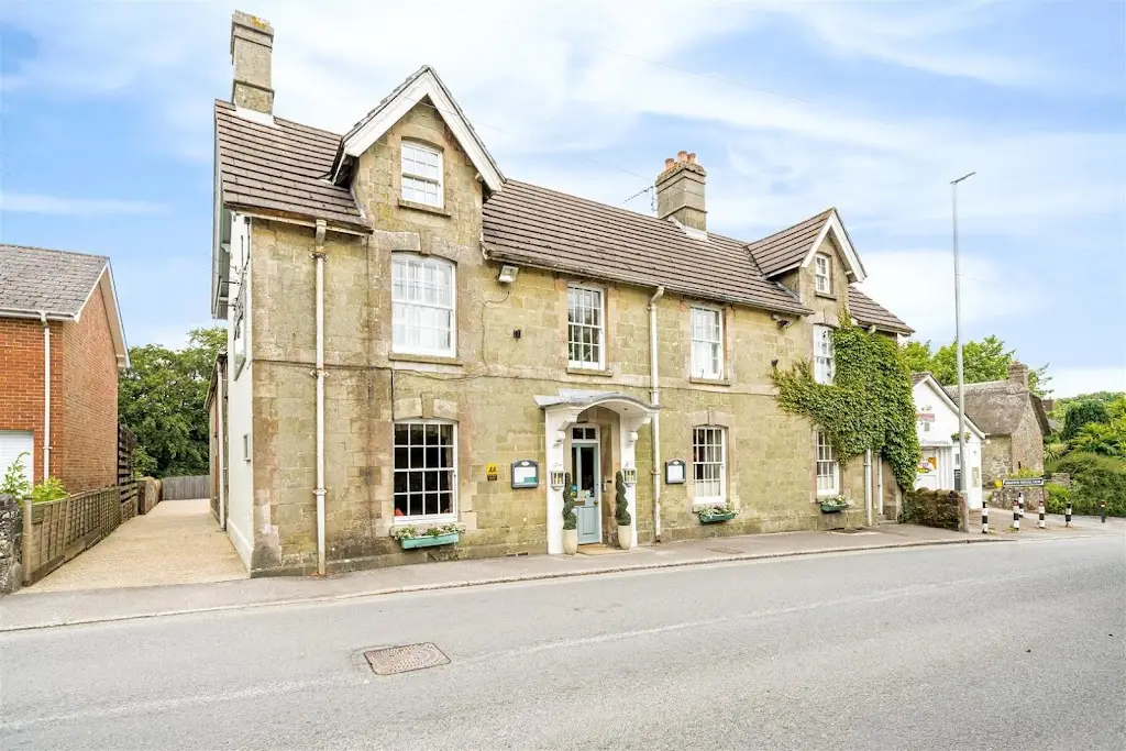 La Fleur de Lys_Shaftesbury_slider_image_1