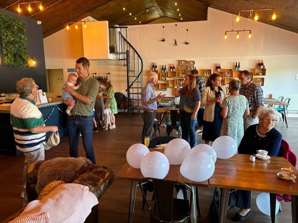 Alice Ridout_Breezy Ridge Vineyard_Shaftesbury_review