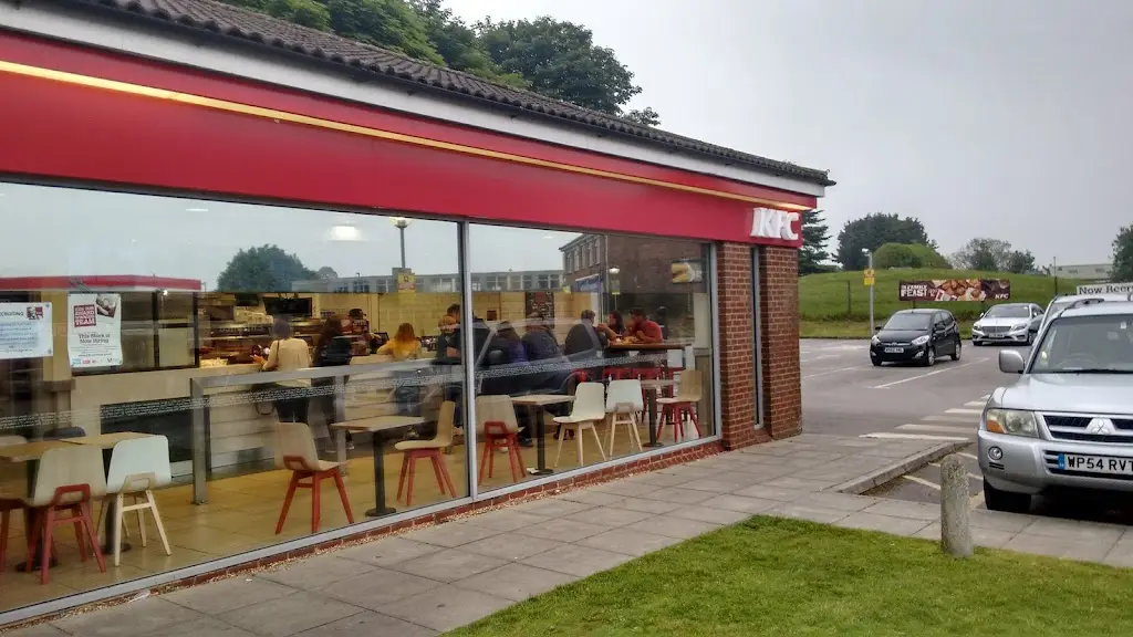 The Charles Lloyd_KFC Shaftsbury - Ivy Cross_Shaftesbury_review