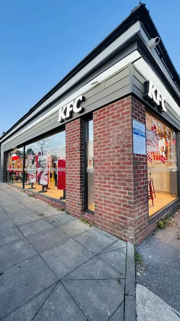 KFC Shaftsbury - Ivy Cross_Shaftesbury_slider_image_1