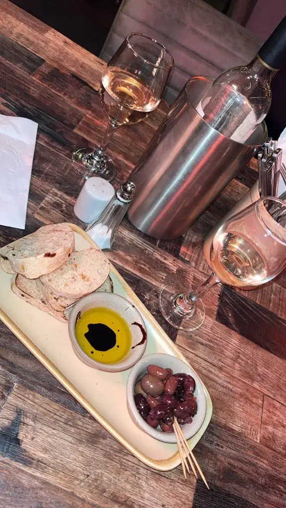 India Giddings_The Walnut Tree Inn_Shaftesbury_review