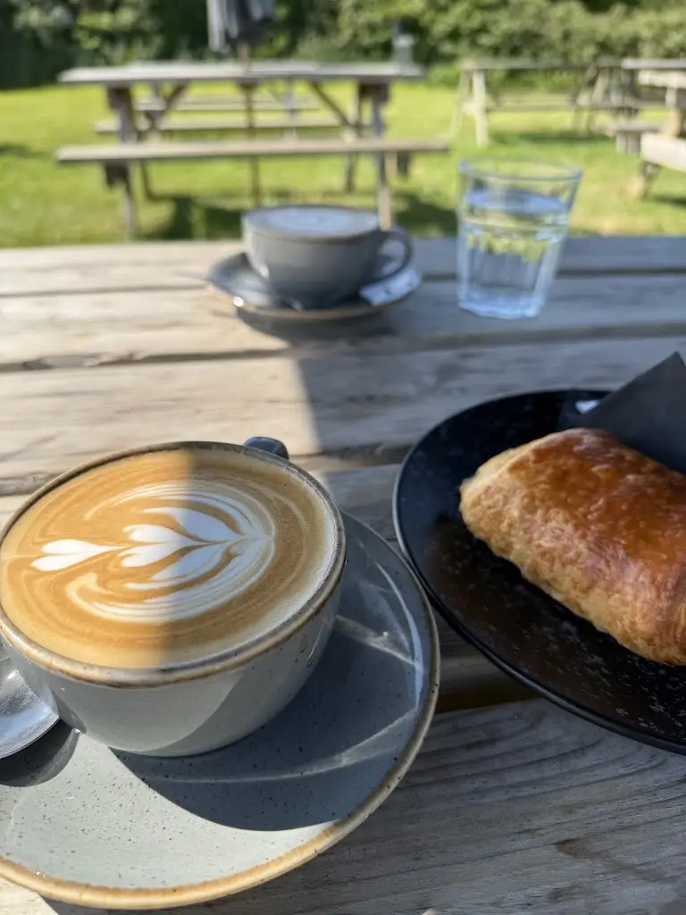 Simon Honnor_Compton McRae_Shaftesbury_review