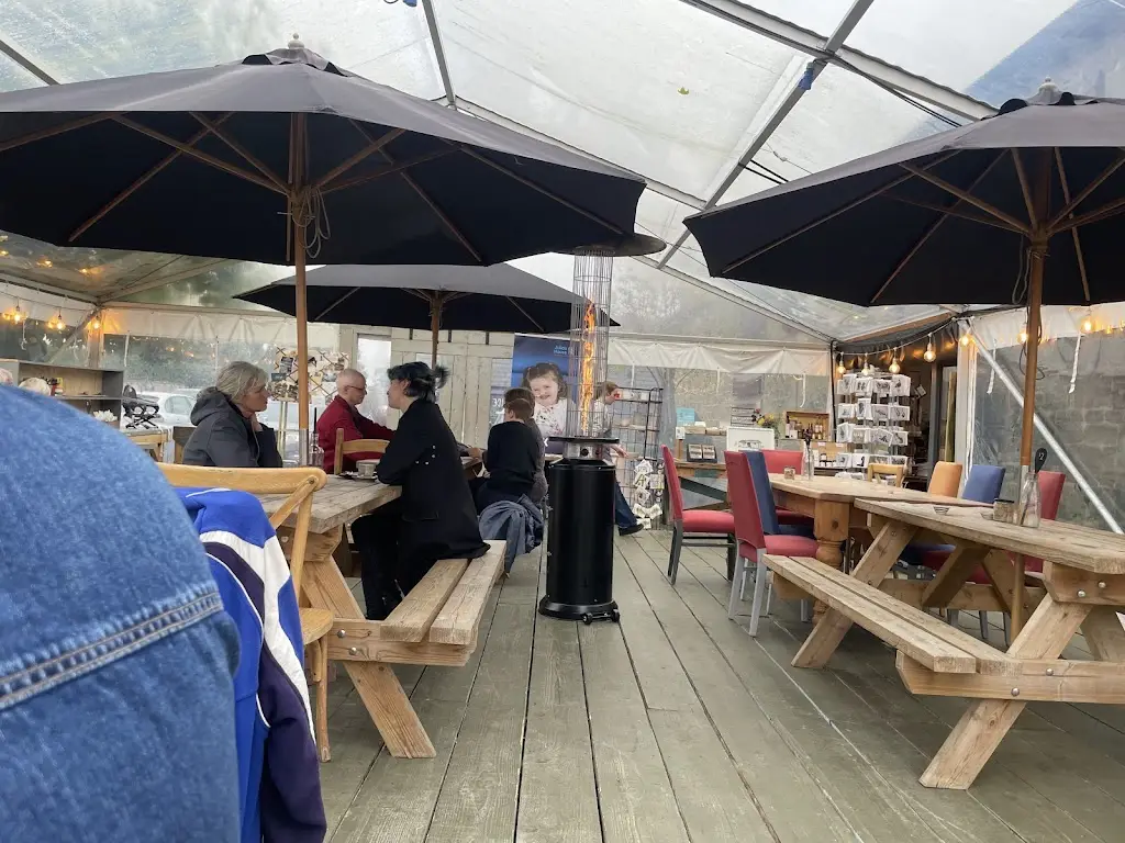 Benjamin Slocombe_Compton McRae_Shaftesbury_review