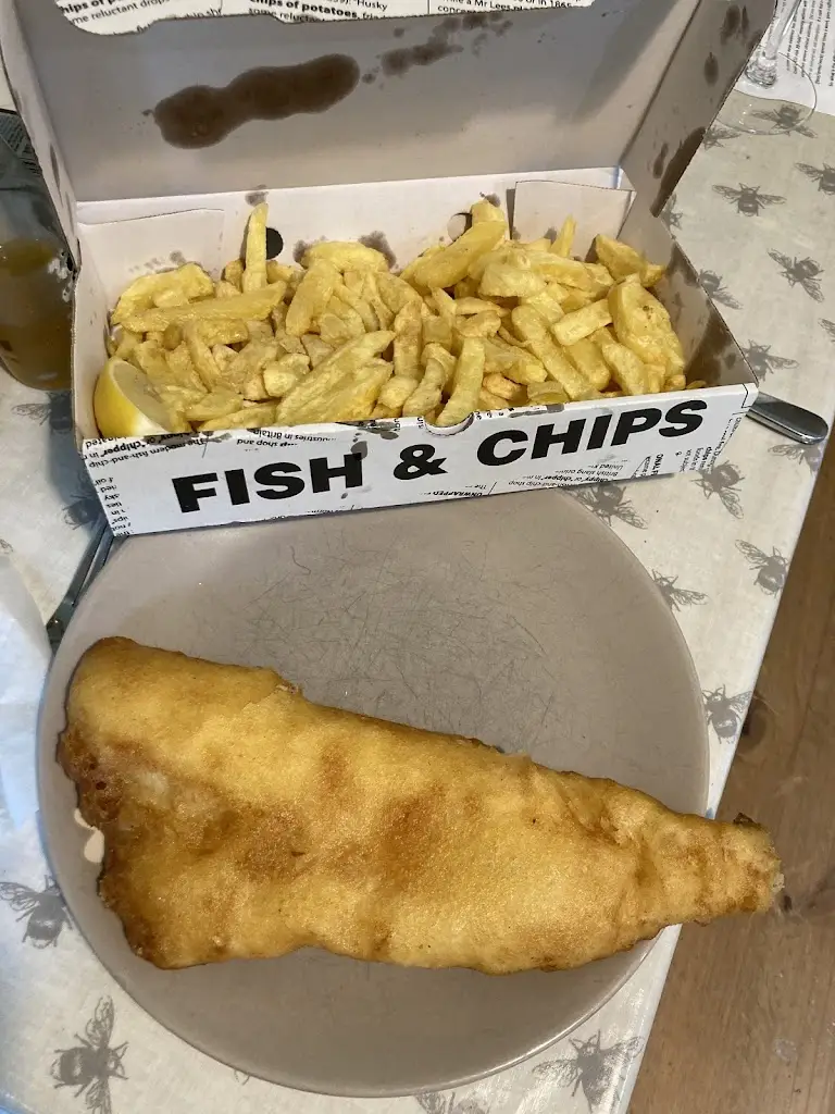 Emma Allen_Goldhill Fish Bar_Shaftesbury_review