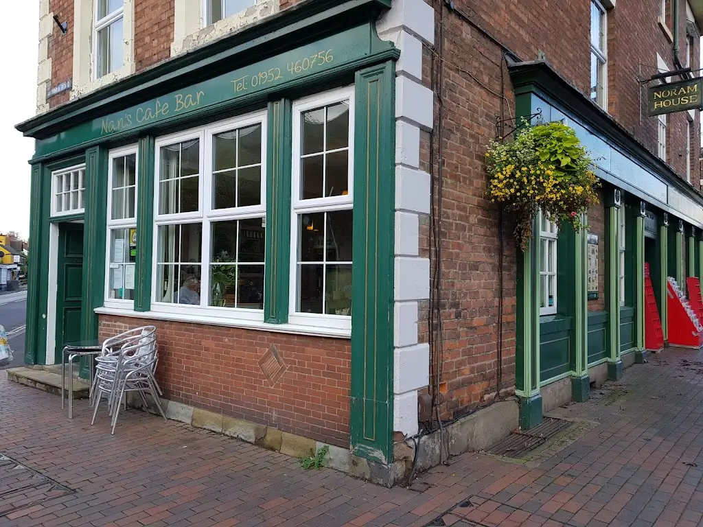Nan's Café Bar_Shifnal_slider_image_3