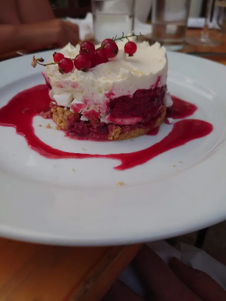 Menu_No. 10_Sheringham_image_7