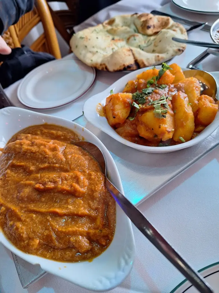 Hannah R_Labone Indian Cuisine_Sheringham_review