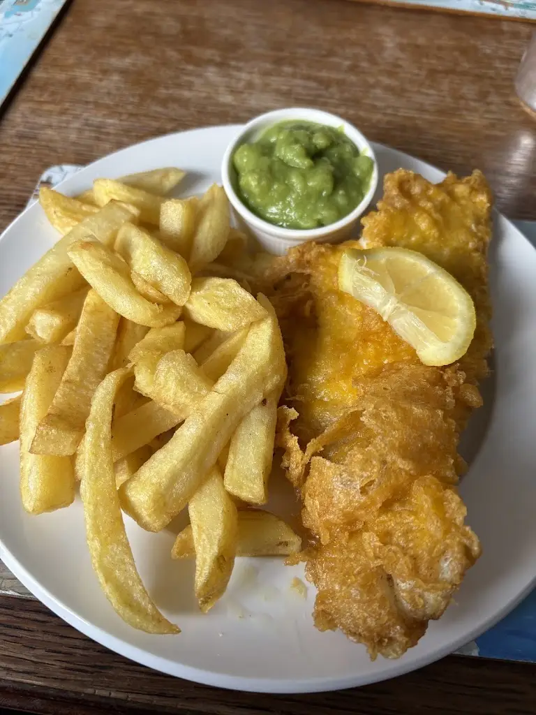 Ruth Bolton _Dave's Fish Bar & Restaurant_Sheringham_review