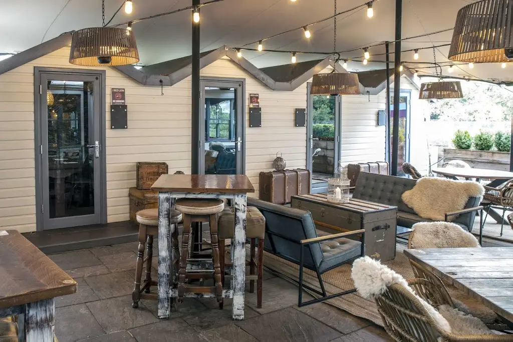 The Red Lion Shepperton_Shepperton_slider_image_1