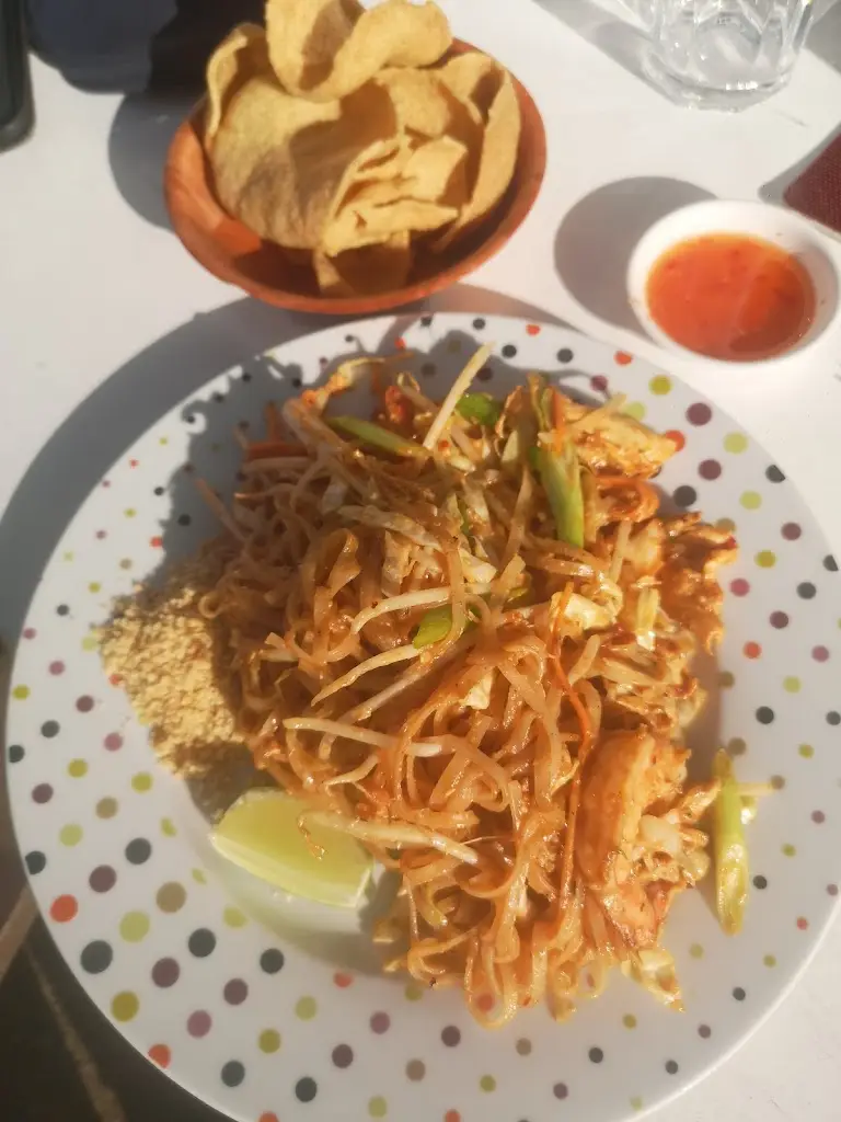 Pitlane Media & News _Mango Cafe_Shepperton_review