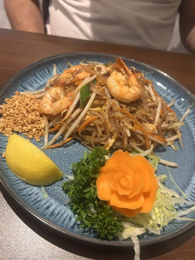 Cam B_Kinnaree Thai Restaurant_Shepperton_review