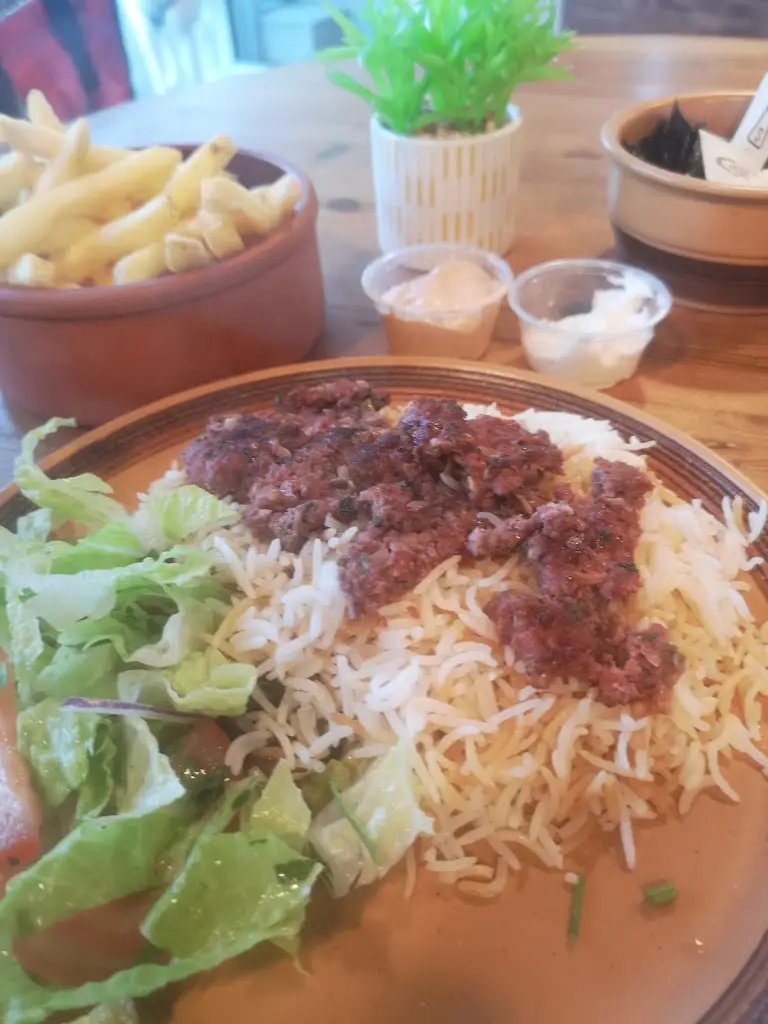 Pitlane Media & News _Yellow Stone _Shepperton_review