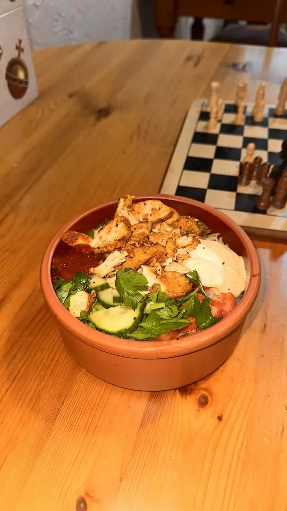 freshta sediqey_Yellow Stone _Shepperton_review