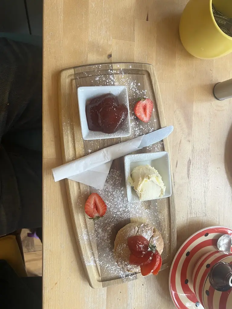 Qaisar Wahr_The Boutport Cafe_Barnstaple_review