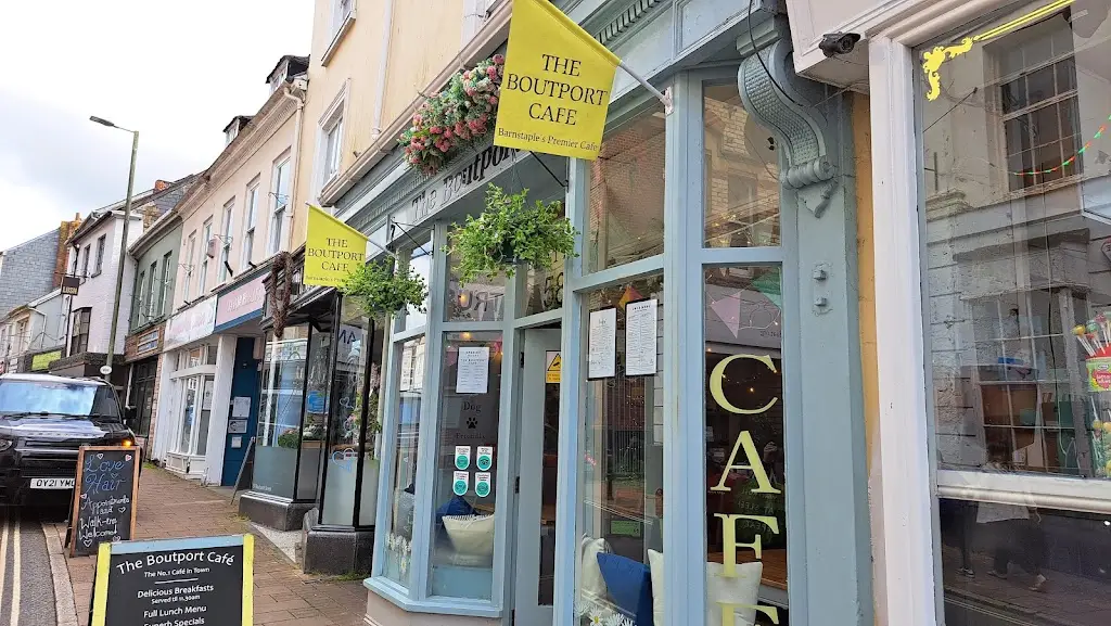 Julie Manning_The Boutport Cafe_Barnstaple_review