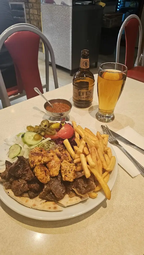 chris geake_Golden Grill_Shepperton_recensione