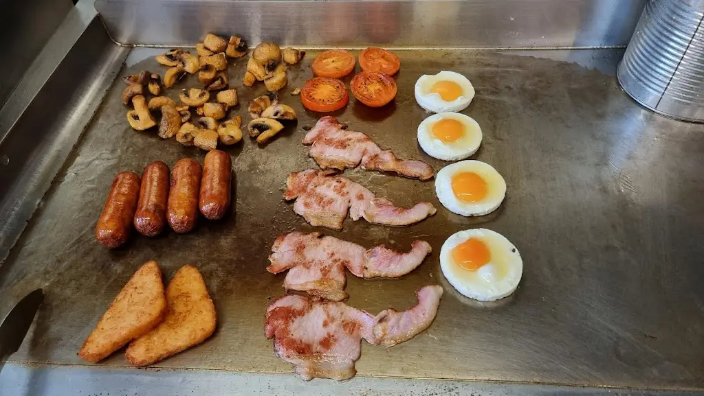 Golden Grill_Shepperton_slider_image_2