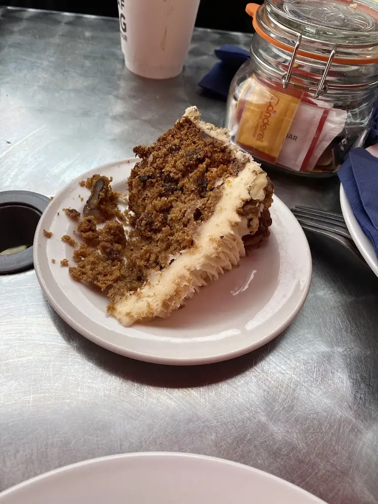 Sadiqa Mohd_The Ferry Coffee Shop_Shepperton_review