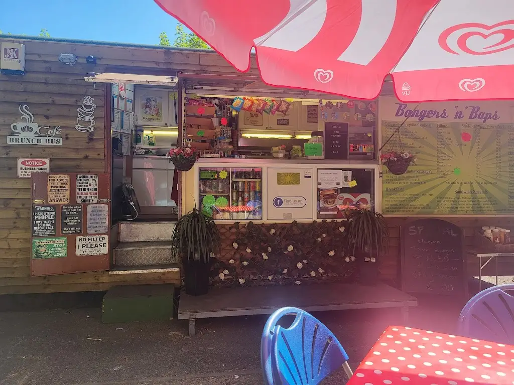 The Brunch Bus_Shepperton_slider_image_2