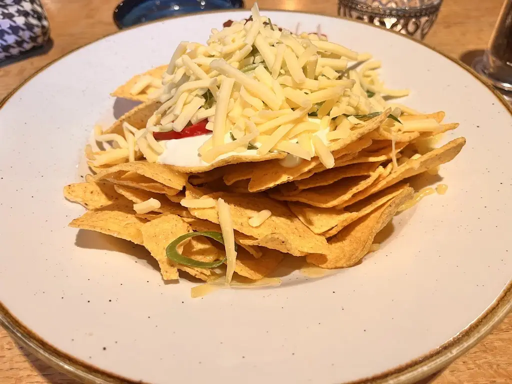 H C_Three Horseshoes_Shepperton_review