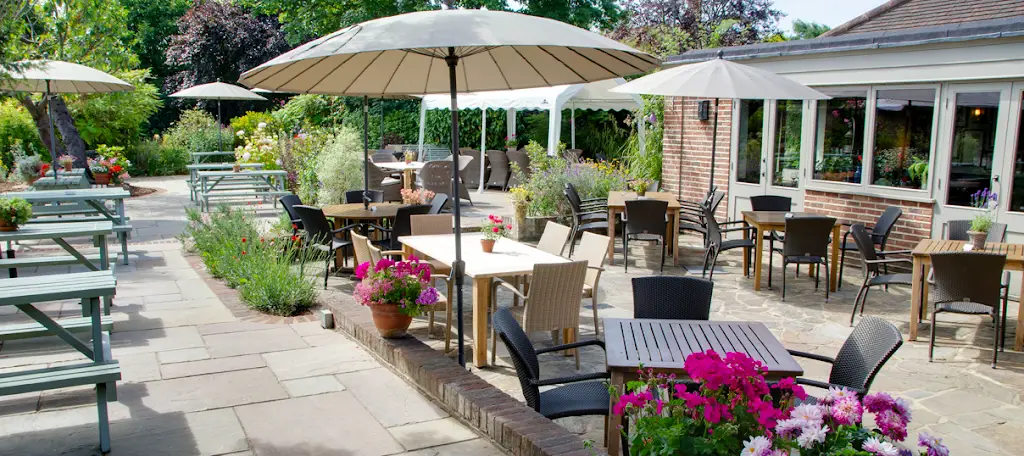 Three Horseshoes_Shepperton_slider_image_1