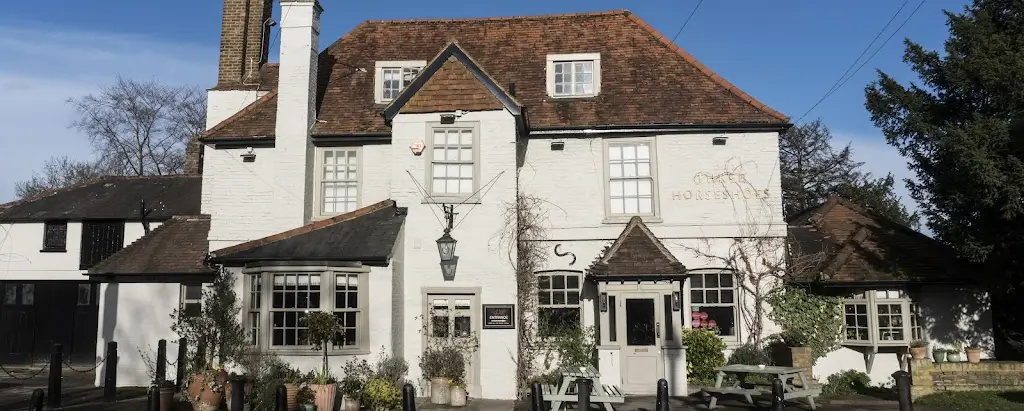 Three Horseshoes_Shepperton_slider_image_3