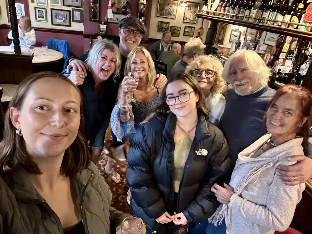 kim keary_The Barley Mow_Shepperton_review