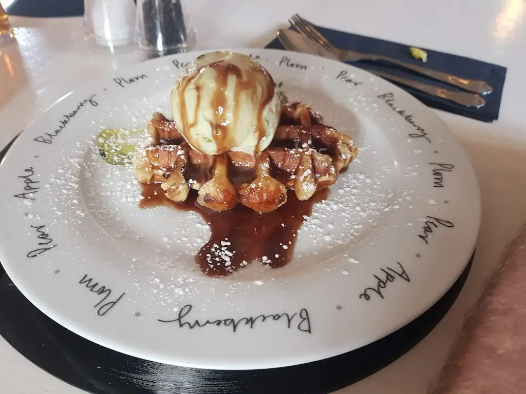 Menu_The White Lion_Sible Hedingham_image_6