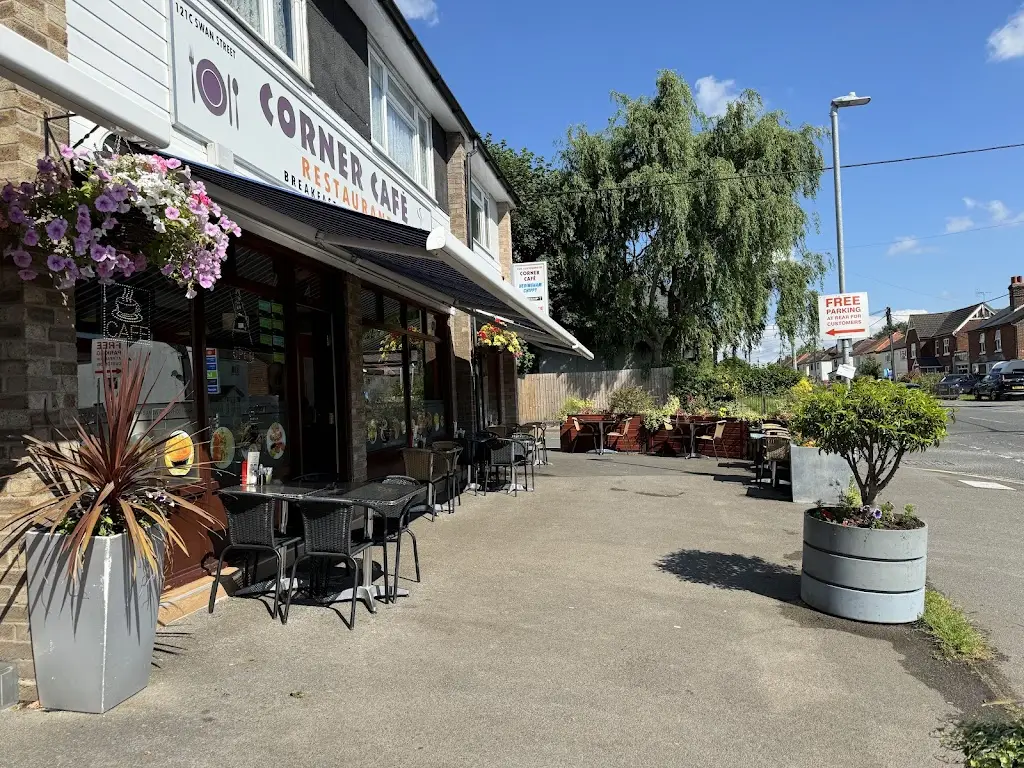 Corner Café_Sible Hedingham_slider_image_3