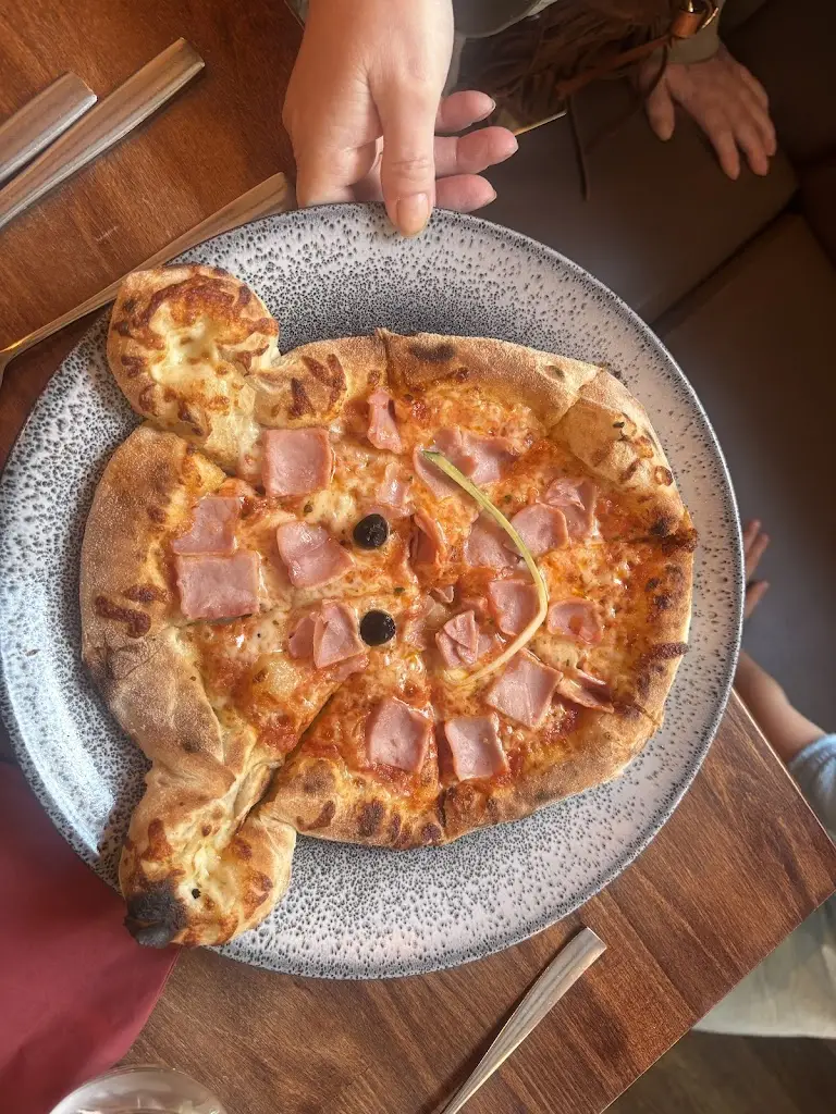 Isobel Lucy_Casa Italian Restaurant_Shipston on Stour_review