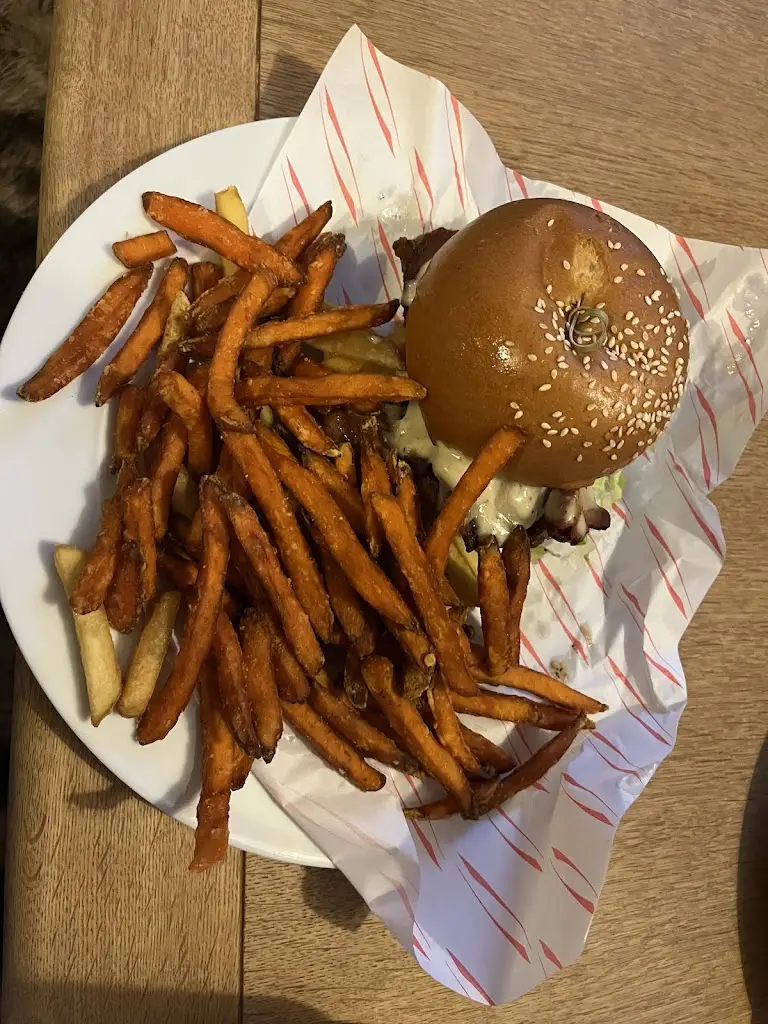 Georgia Rose_The Stable Grill_Shipston on Stour_review