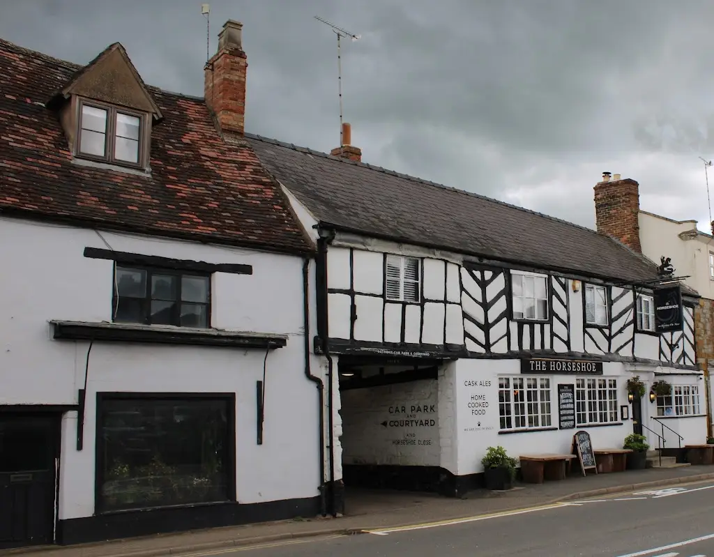 Mike Day_The Horseshoe_Shipston on Stour_review