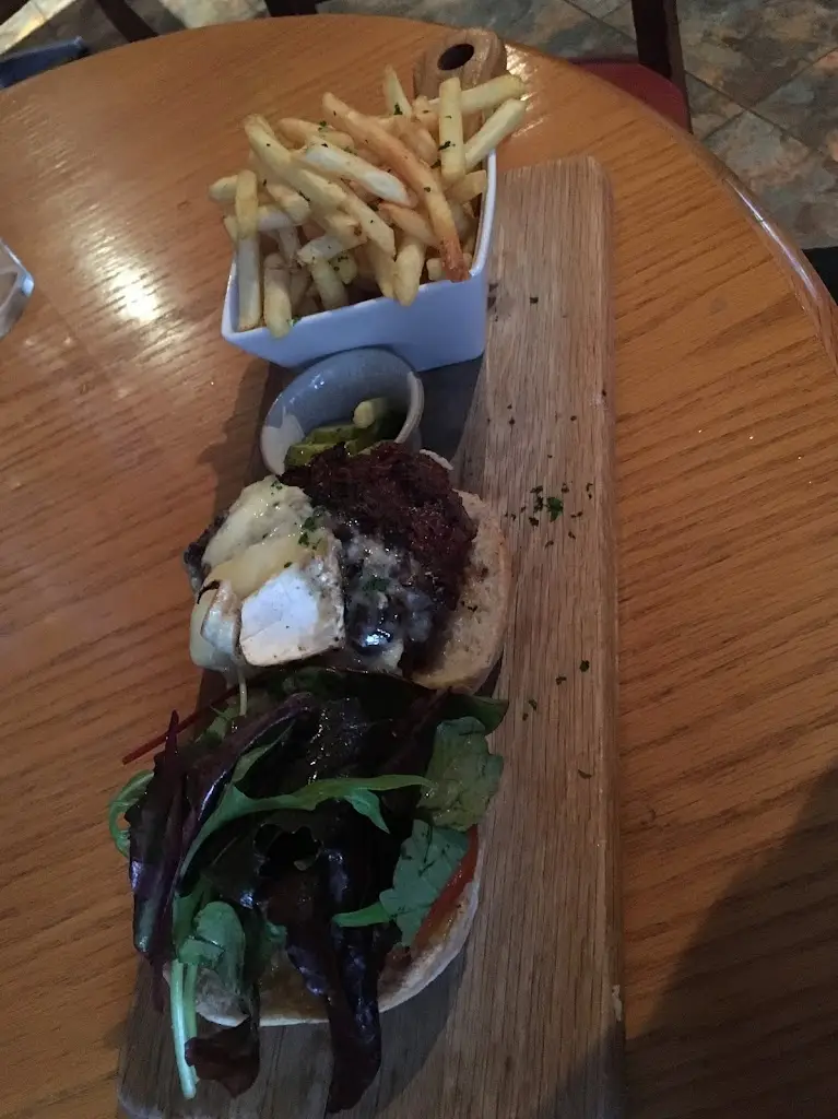 Mike Clark_The Crown_Shrivenham_recensione