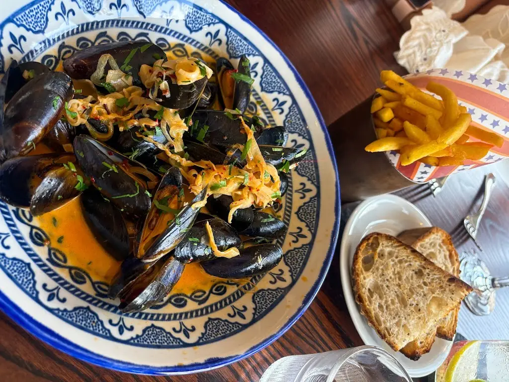 Alice Lavery_Circo Brasserie_Shurdington_review