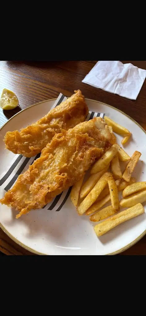 Slim_Saracens Head_Shirley_review