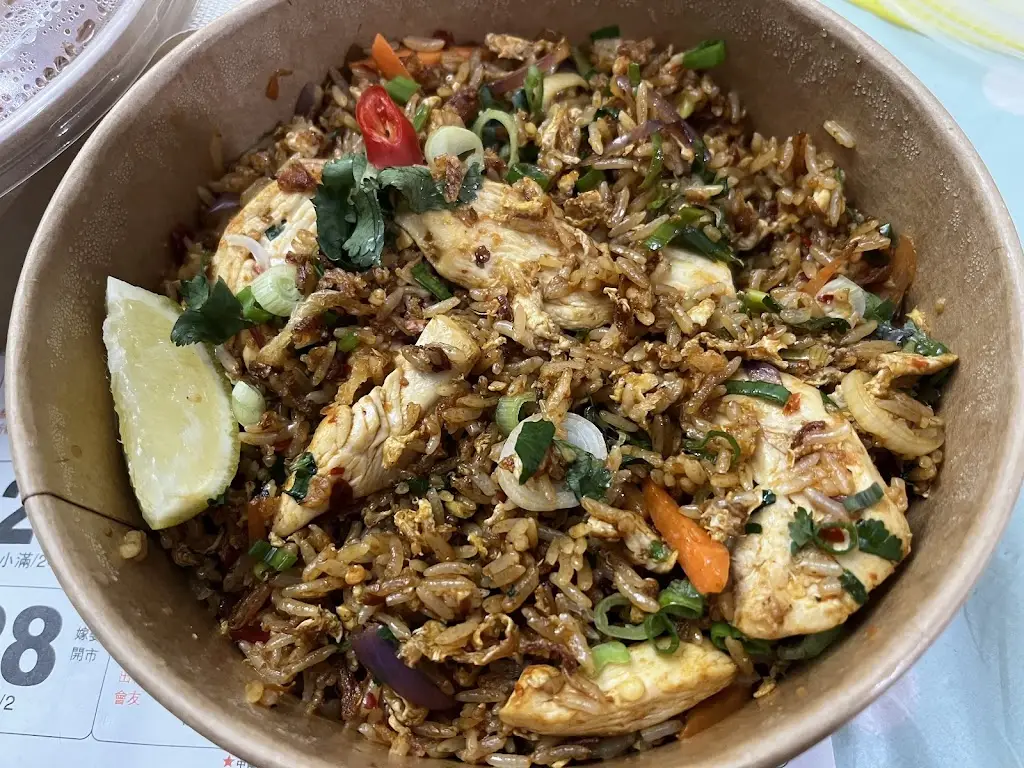 Matthew Kwok_Rayu Pan Asian_Shirley_review