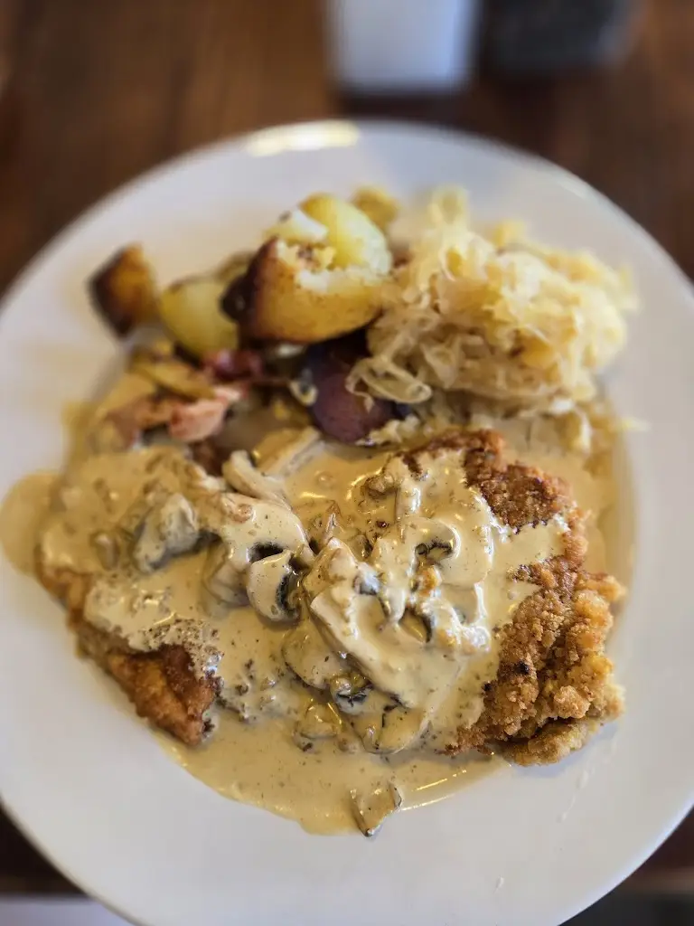 RR Skye_The German Cafe_Shirley_review