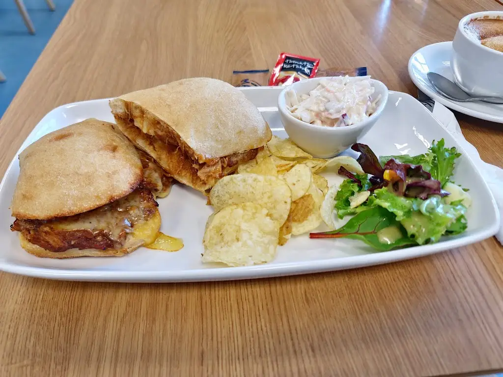 The Avenue Kitchen_Silsoe_slider_image_3