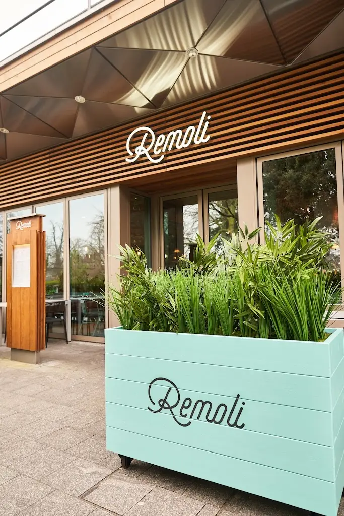 Remoli restaurant in Shortlands